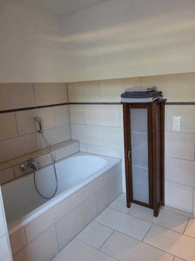 Ferienwohnung Loreley Weisel エクステリア 写真